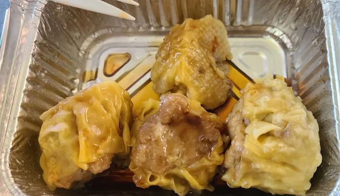 Thai Sidewalk Picture 1