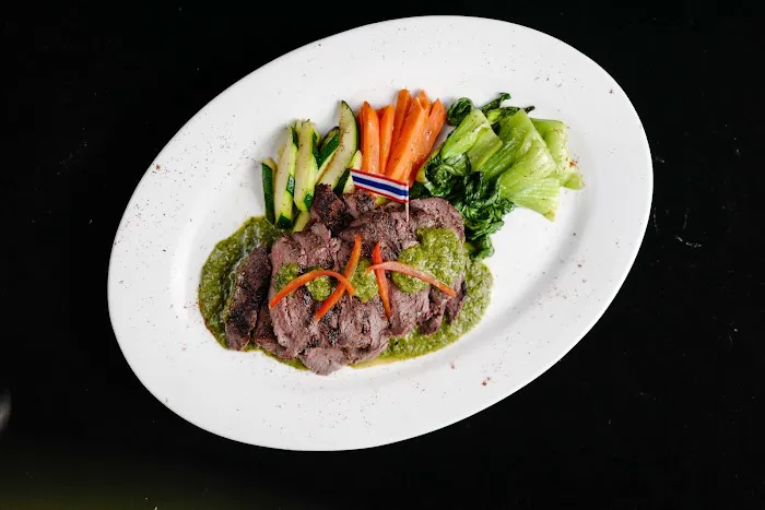 Top Thai 55 Carmine Picture 4