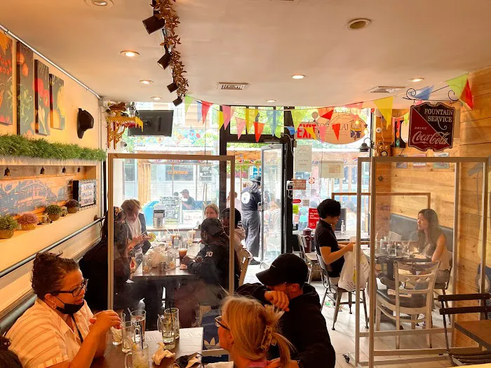 Top Thai Greenwich Picture 3