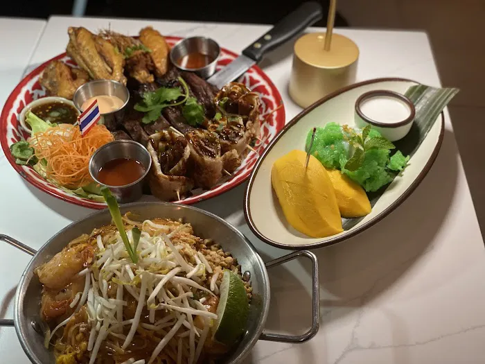 Top Thai Greenwich Picture 1