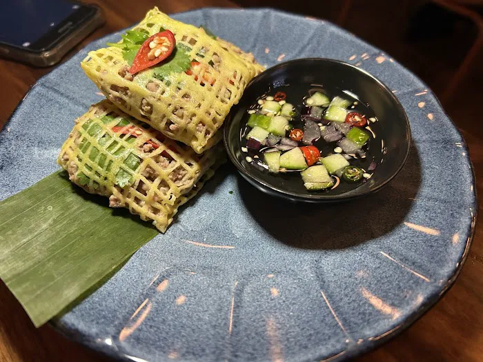 RYNN Thai Restaurant & Bar Picture 5