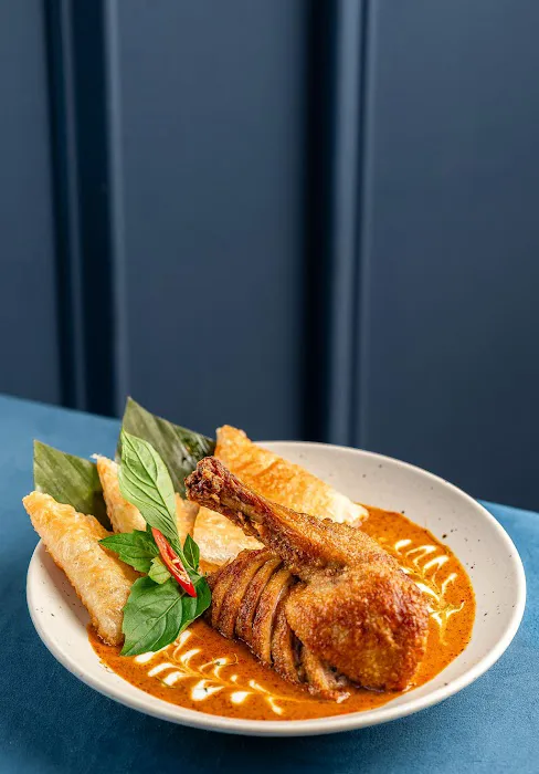 RYNN Thai Restaurant & Bar Picture 2