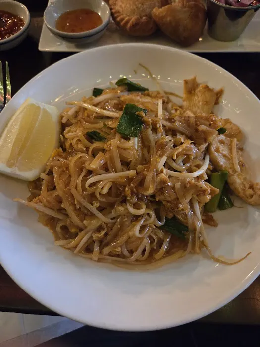 One More Thai Picture 3