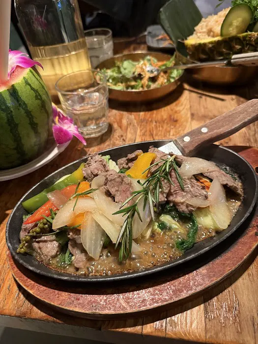 Lemongrass Brooklyn Picture 3