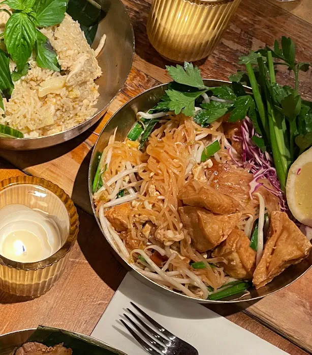 Lemongrass Brooklyn Picture 6