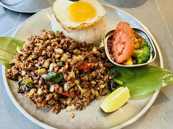 Grandpa Thai Picture 2