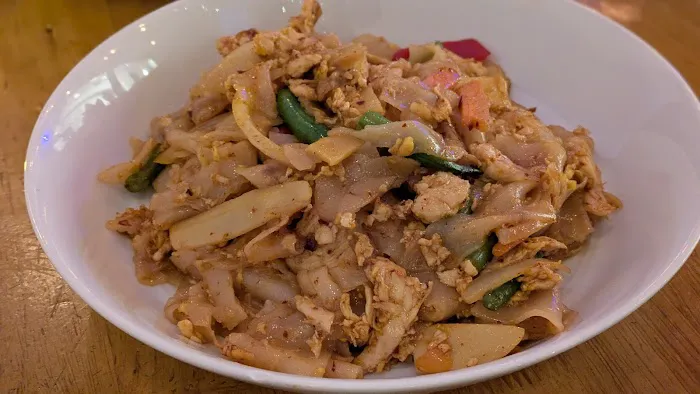 TUE THAI FOOD Picture 4