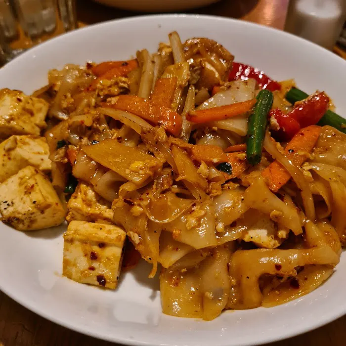 TUE THAI FOOD Picture 6