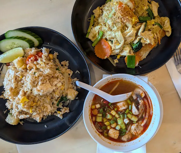 Pad Thai Noodle Lounge Picture 7