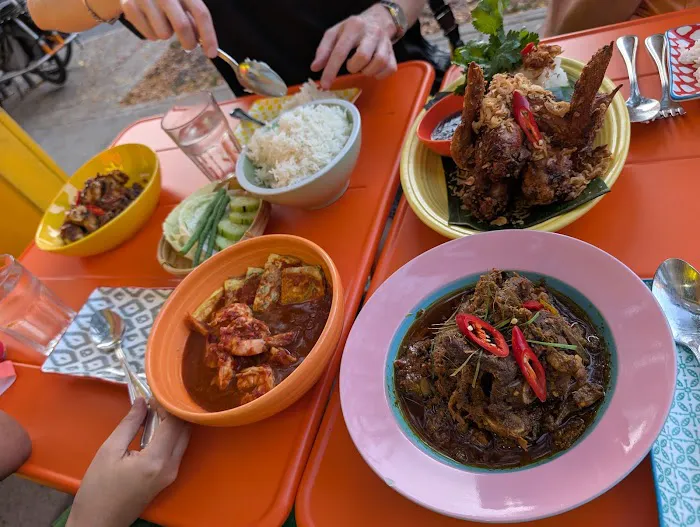 Hungry Thirsty Picture 4