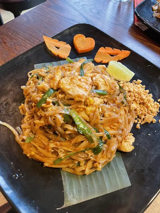 MEE THAI CUISINE Picture 10