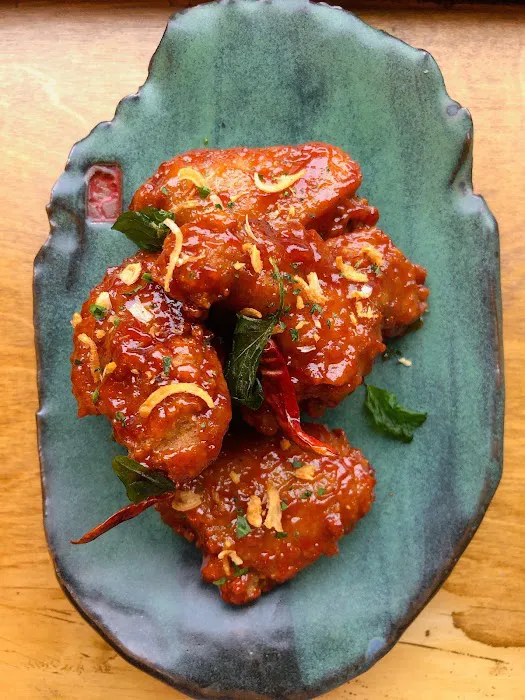 The Nuaa Table Picture 10