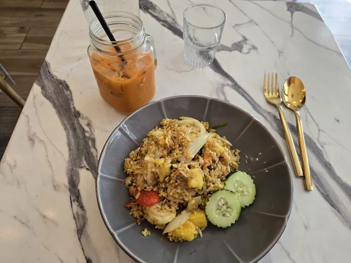 Malii Gramercy Picture 4