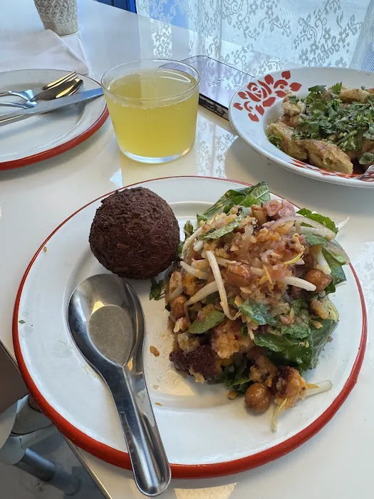 Little Grenjai Picture 2