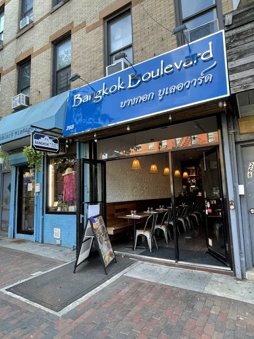 Bangkok Boulevard Picture 6