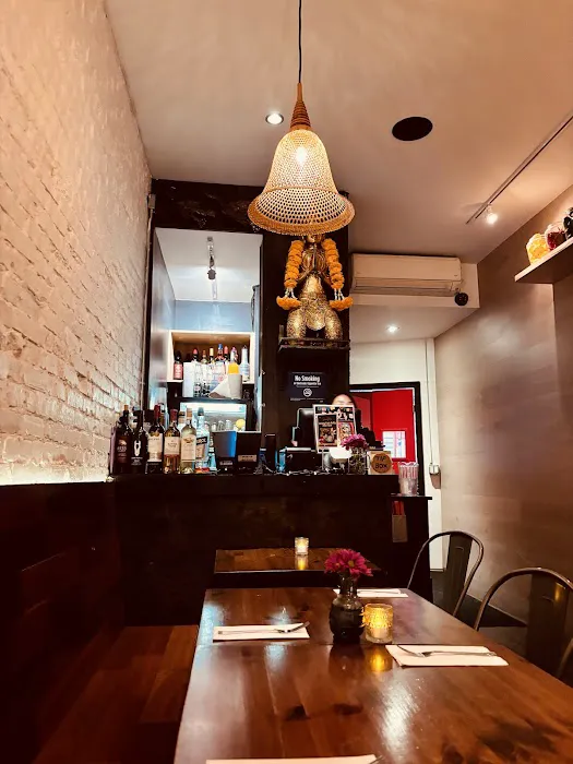 Bangkok Boulevard Picture 3