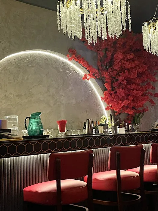 Holic Thai Bistro Picture 2