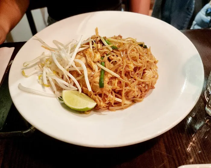 Lan Larb Chiang Mai 2nd Ave Picture 3