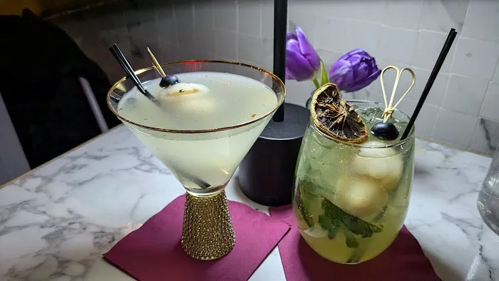 Am Thai Bistro Picture 9