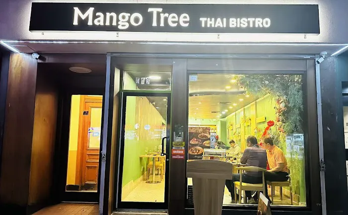 Mango tree Thai restaurant Bistro Picture 4