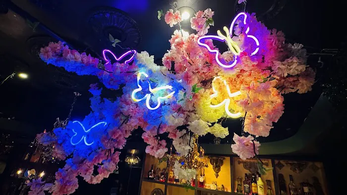 At Nine Restaurant & Bar Picture 10