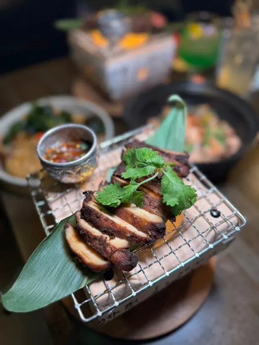 Yezo Thai Isankaya Picture 3