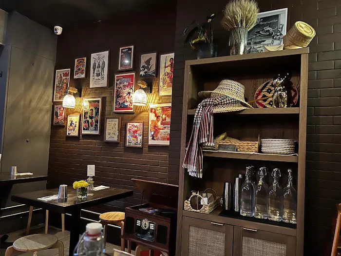 Yezo Thai Isankaya Picture 4