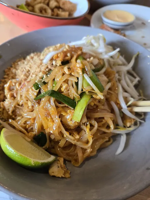 Klom Klorm Picture 9