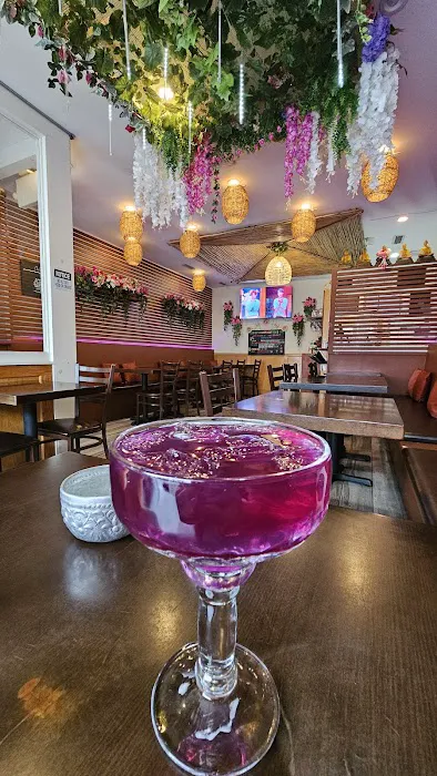 Pad Thai Kitchen Picture 7