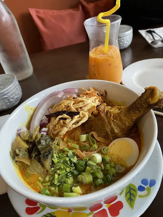 Pad Thai Kitchen Picture 1