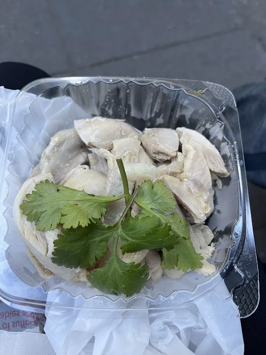 Mr. Khao Man Gai Food Truck Picture 1