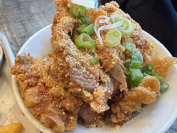 Three Roosters Picture 4