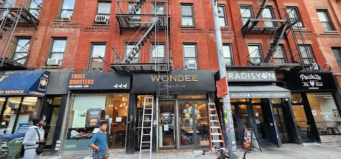 Wondee Thai Curry & Noodles Picture 2