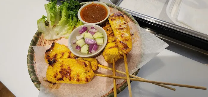 Wondee Thai Curry & Noodles Picture 1