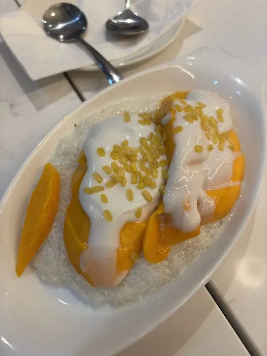 Wondee Thai Curry & Noodles Picture 3