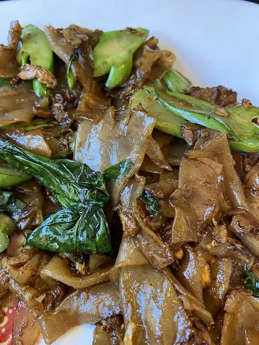 Wondee Thai Curry & Noodles Picture 9