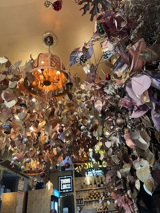 ThongLor New York Picture 10