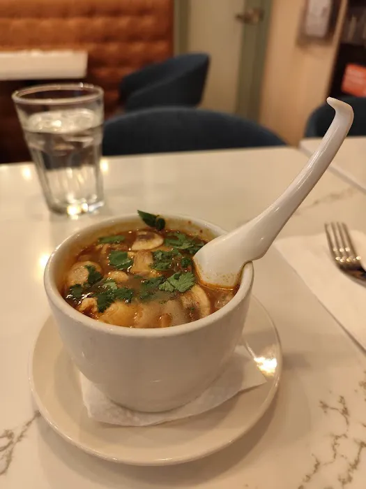 Sukhumvit 51 Picture 1