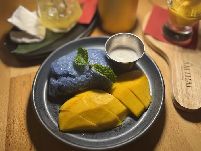 the AM-THAI Williamsburg Picture 3