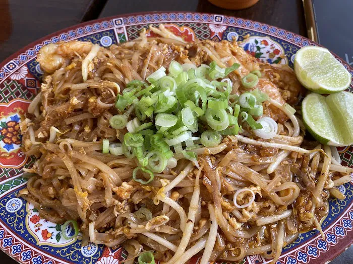 Thai Tai Eatery Picture 9