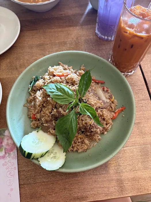 Little Tiffin Picture 10