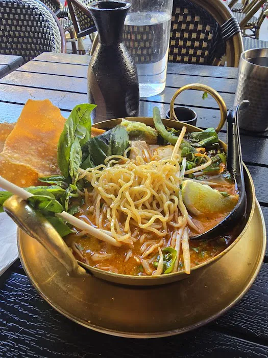 Bua Thai Ramen & Robata Grill Picture 3