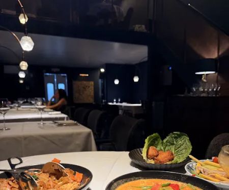 Aves Thai & Asian Fusion restaurant