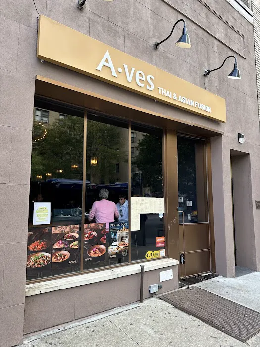 Aves Thai & Asian Fusion restaurant Picture 2