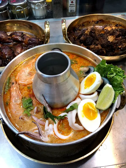 Just Noodles Thai Express Picture 7