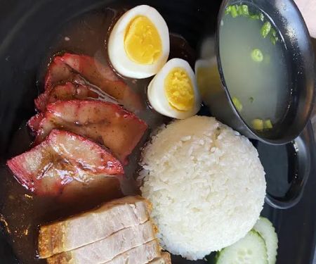 Khao Nom - ร้านข้าวหนม