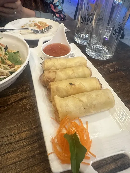 Spring Thai Fusion & Bar Picture 9