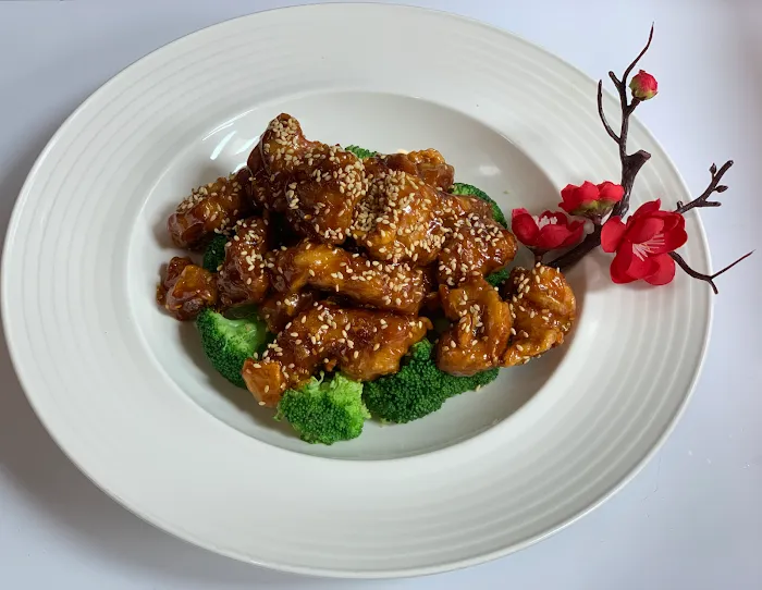 Spring Thai Fusion & Bar Picture 6