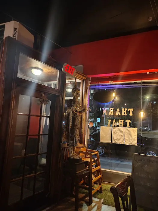 THARN THAI CUISINE Picture 6