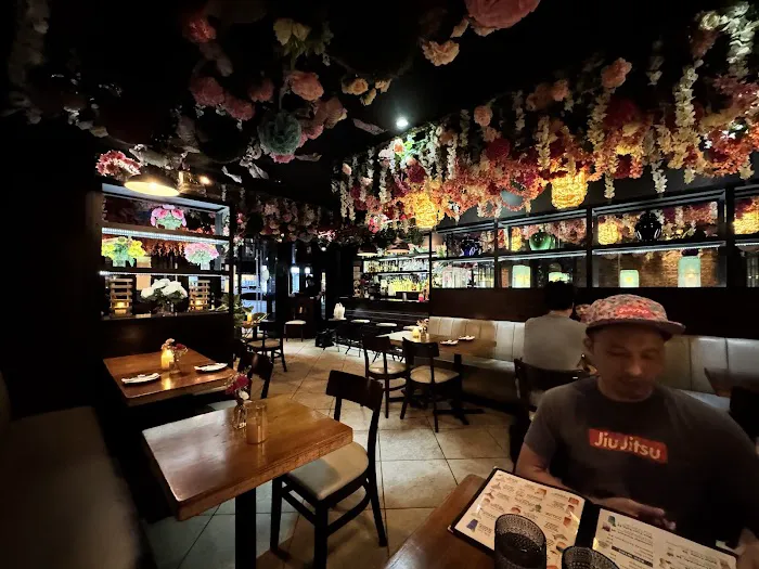 Saang Thai Picture 6